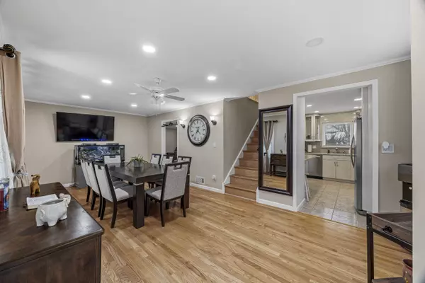 213 Colonial Ave, Saddle Brook, NJ 07663-5144