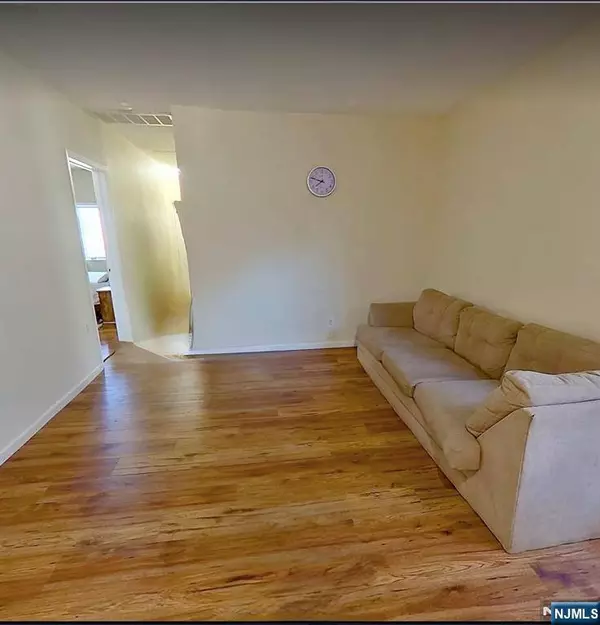 405 Clifton BLVD, Clifton, NJ 07013