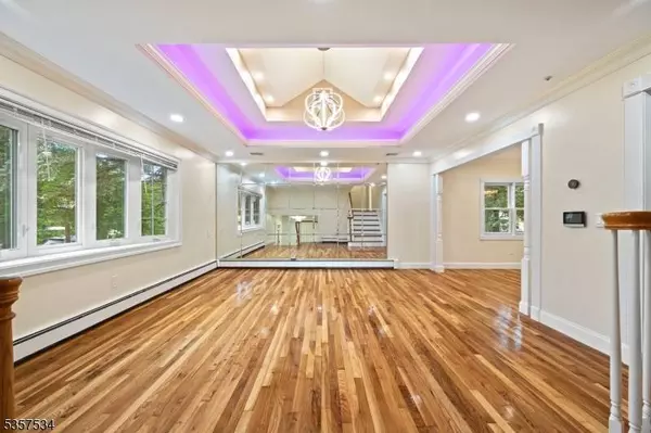 39 Weinmanns Blvd, Wayne Twp., NJ 07470