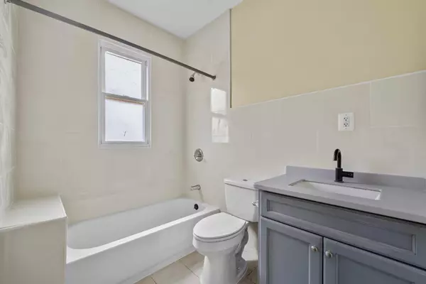 166 Manchester Ave #4, Paterson, NJ 07502-1740