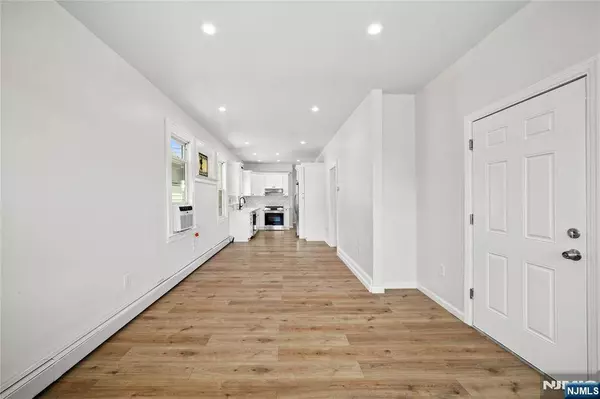 129 Banta AVE #2, Garfield, NJ 07026