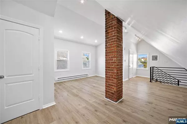 129 Banta AVE #2, Garfield, NJ 07026