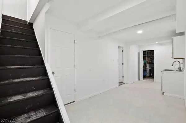 160 17Th Ave, Paterson City, NJ 07504