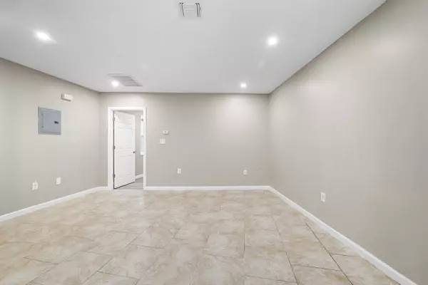 46 Jefferson St #2, Paterson, NJ 07522-1748