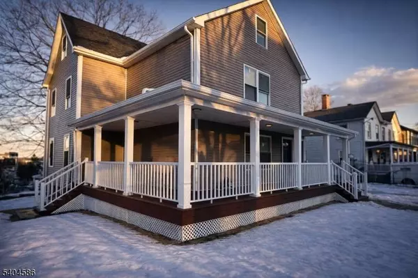 39 Halsted St, Newton Town, NJ 07860