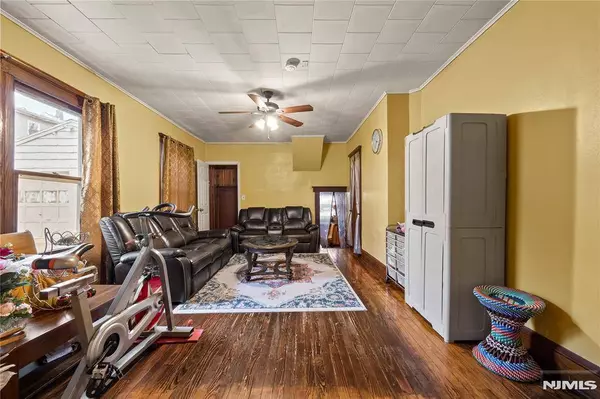 152 Jefferson, Paterson, NJ 07522