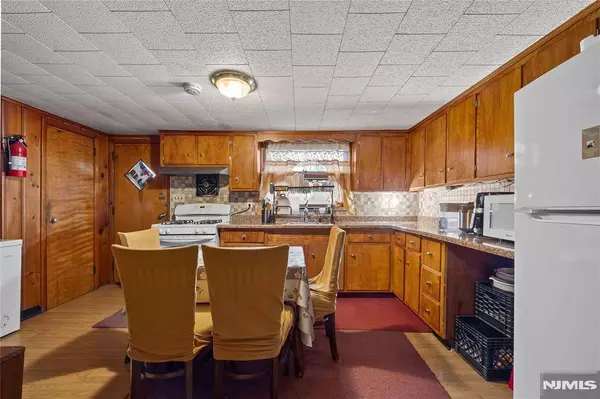 152 Jefferson, Paterson, NJ 07522