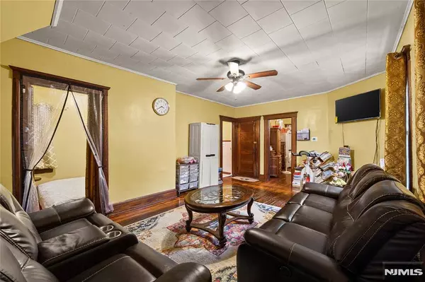 152 Jefferson, Paterson, NJ 07522