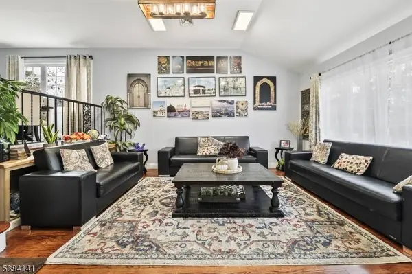 231 Starmond Ave, Clifton City, NJ 07013