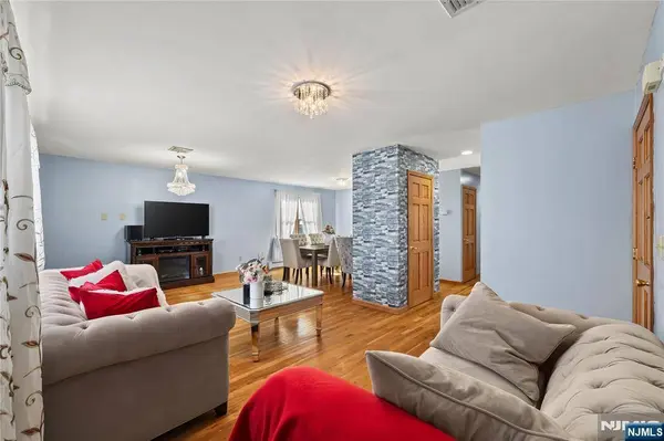 391 Taylor #2, Hackensack, NJ 07601