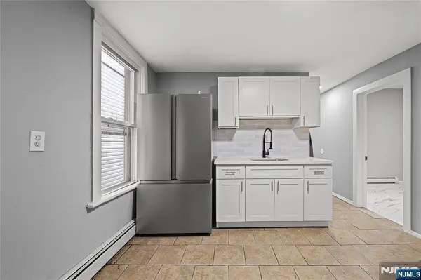 69 Graham AVE, Paterson, NJ 07524