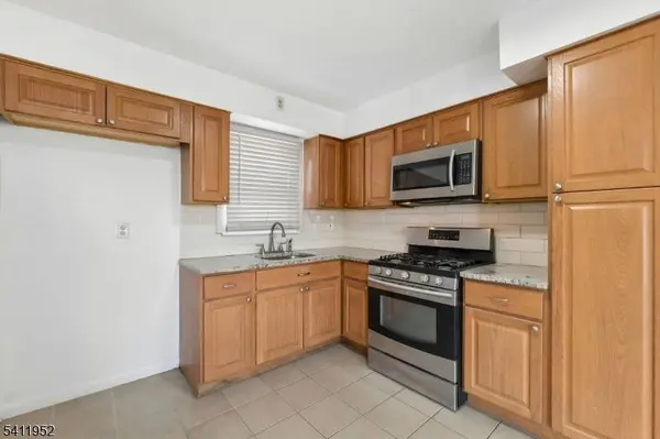 86 Katz Ave, Paterson City, NJ 07502