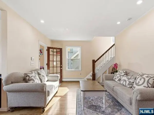 166 Summit Cross, Rutherford, NJ 07070