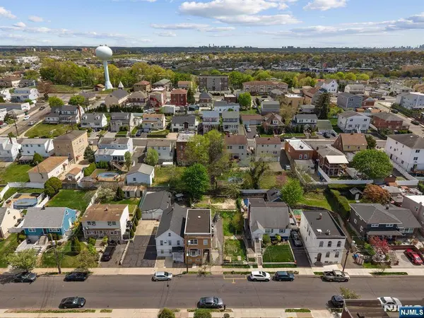 280 Malcolm AVE, Garfield, NJ 07026
