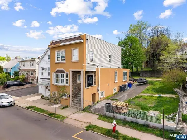 280 Malcolm AVE, Garfield, NJ 07026