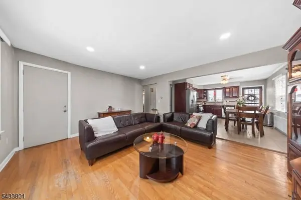 23 Homcy Pl, Clifton City, NJ 07011