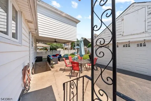23 Homcy Pl, Clifton City, NJ 07011