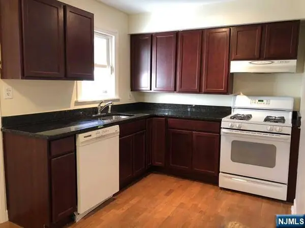 396 Union AVE, Rutherford, NJ 07070