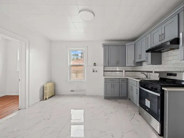 334 Redwood Ave #1, Paterson, NJ 07522-1025