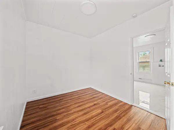 334 Redwood Ave #1, Paterson, NJ 07522-1025