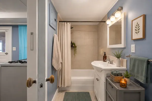 405 Clifton Blvd #R, Clifton, NJ 07013-1807