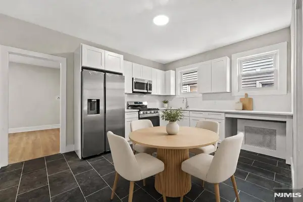 28 Riverside PL #1, Garfield, NJ 07026