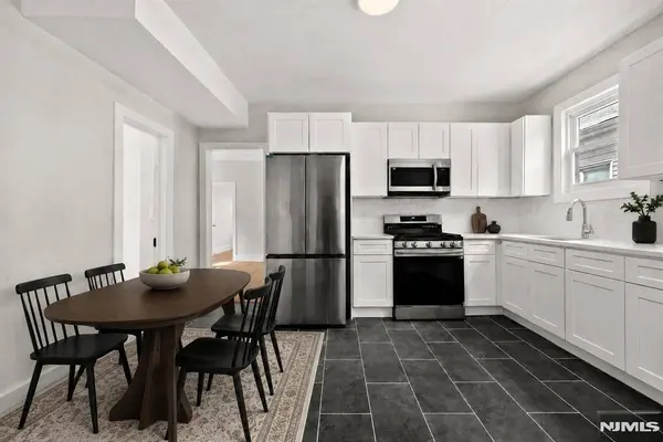 28 Riverside PL #2, Garfield, NJ 07026