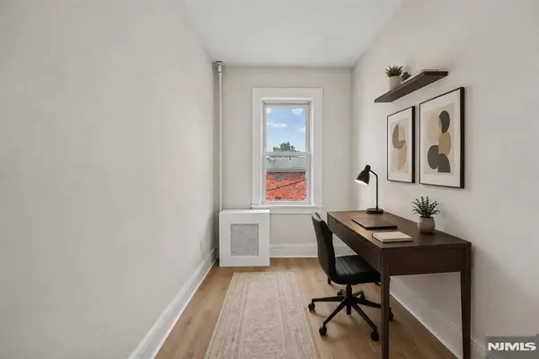 28 Riverside PL #2, Garfield, NJ 07026
