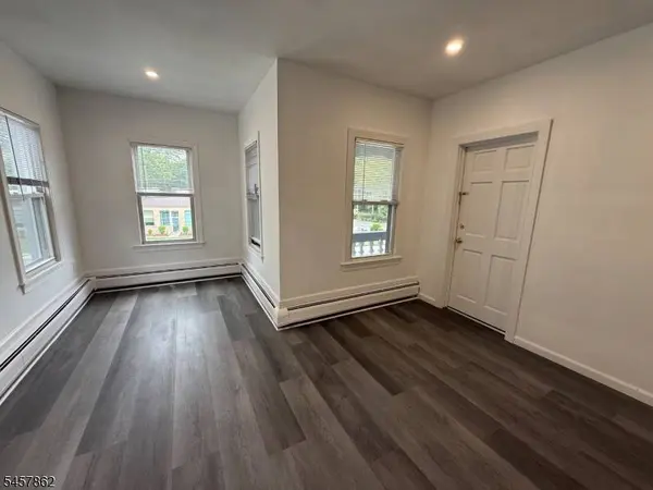 250 Paterson Ave #1, Little Falls Twp., NJ 07424