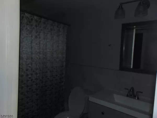 108-110 Mill St, Paterson City, NJ 07501