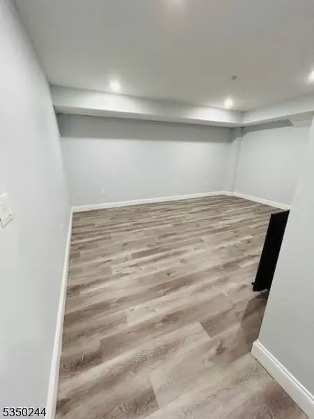 249-251 5Th Ave, Paterson City, NJ 07524