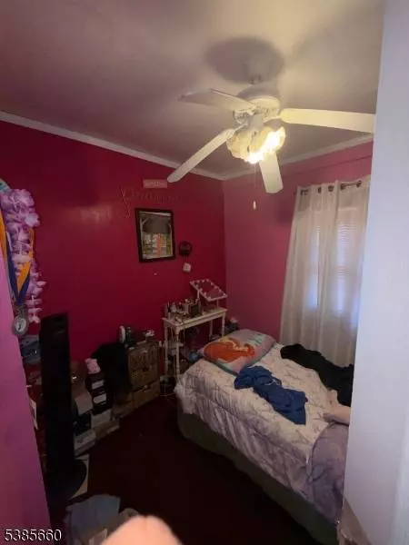 387 Hobart Ave, Haledon Boro, NJ 07508