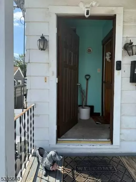 387 Hobart Ave, Haledon Boro, NJ 07508