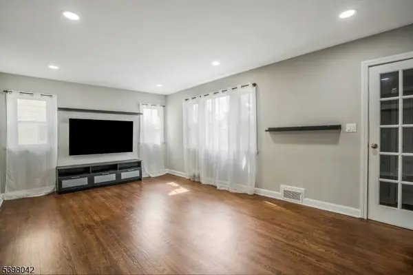 16 Pleasant Ave, Belleville Twp., NJ 07109