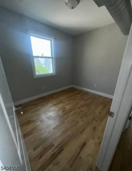 619 E 26Th St #201, Paterson City, NJ 07504