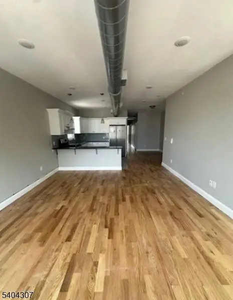 619 E 26Th St #201, Paterson City, NJ 07504