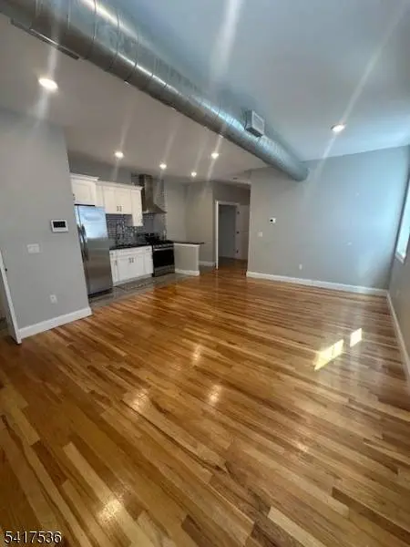 474 10Th Ave #301, Paterson City, NJ 07514