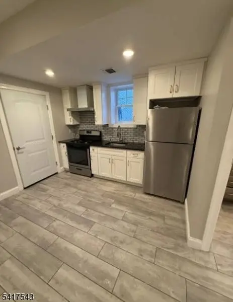 108 4Th Ave #1, Paterson City, NJ 07524