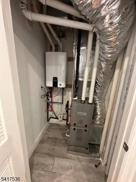 474 10Th Ave #301, Paterson City, NJ 07514