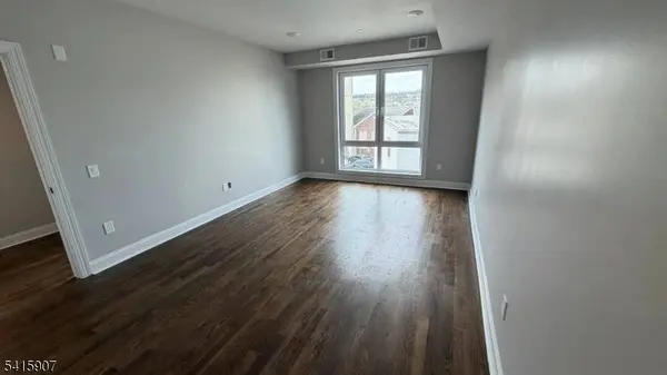 587 River St #205, Paterson City, NJ 07524