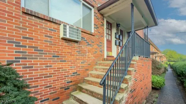 37 Espy Rd #6B