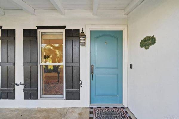 1065 Cypress DR, Vista, CA 92084