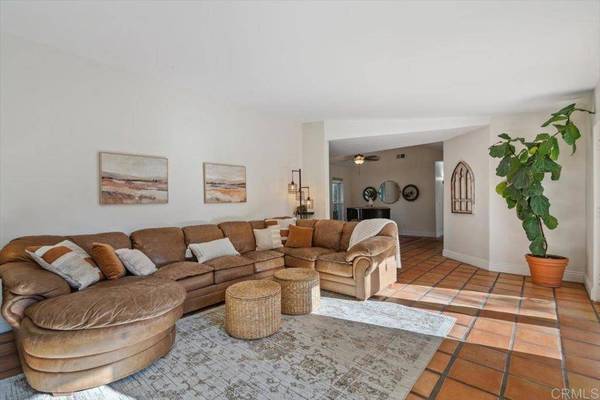 1065 Cypress DR, Vista, CA 92084