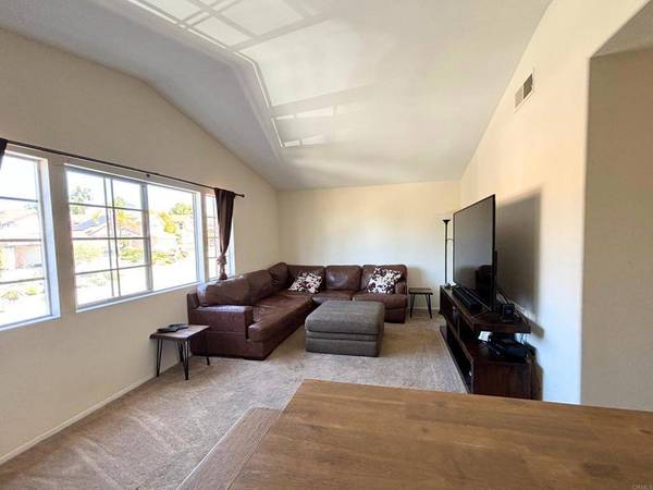 4993 Calle Sobrado, Oceanside, CA 92056