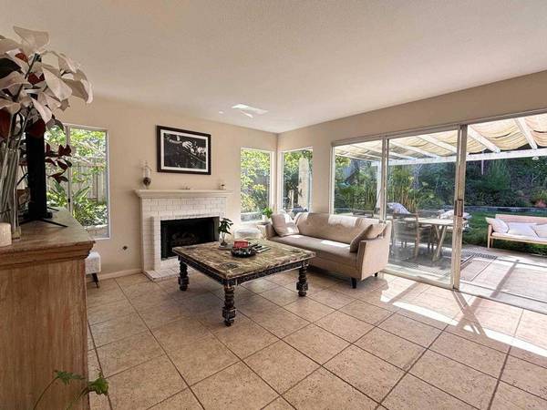 4993 Calle Sobrado, Oceanside, CA 92056