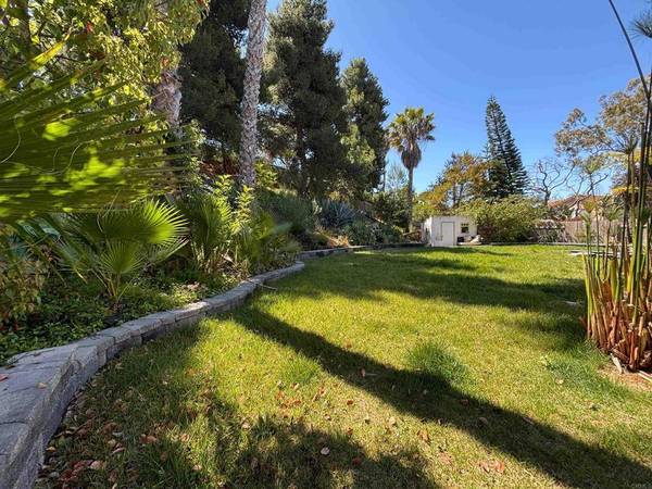 4993 Calle Sobrado, Oceanside, CA 92056