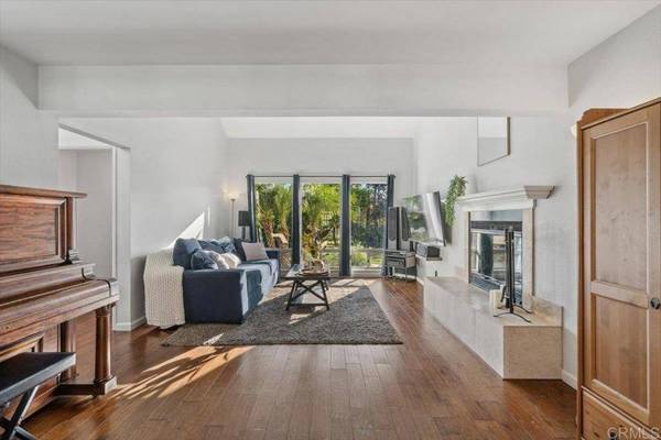 1030 Ora Avo DR, Vista, CA 92084