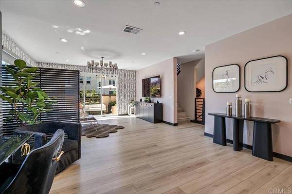 6124 Colt PL #101, Carlsbad, CA 92009