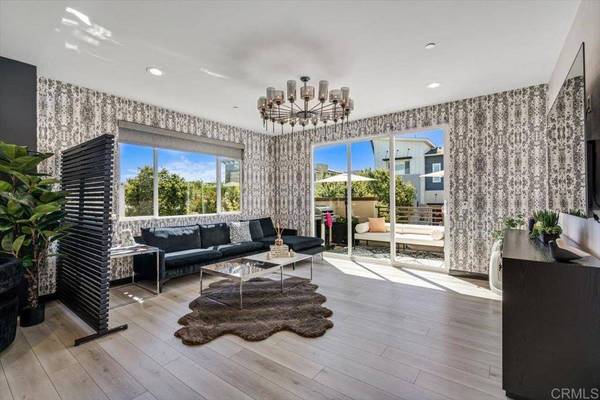 6124 Colt PL #101, Carlsbad, CA 92009