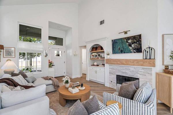 18 Chatri Circle, Lake Forest, CA 92610